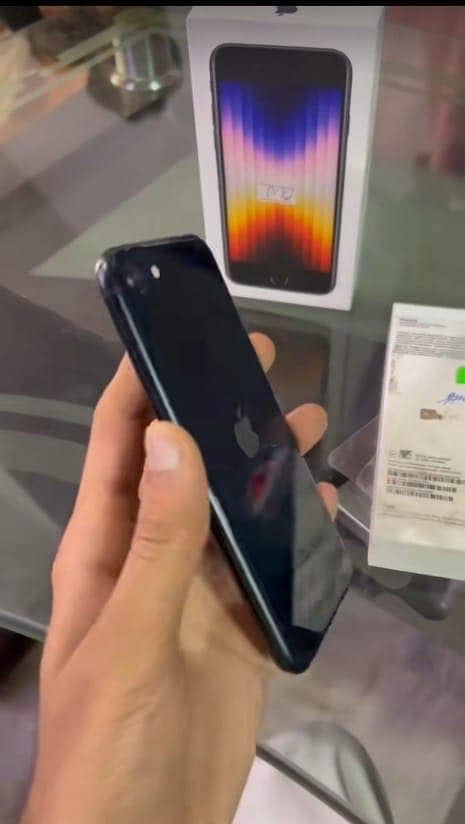 iphone se 3 2