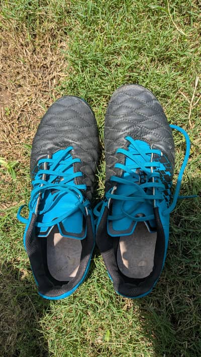 football kit shoes
