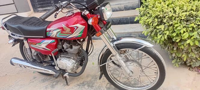 CG 125