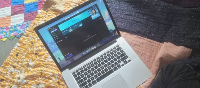 MacBook Pro 15" Retina | Core i7 | 16GB RAM | 57K Only