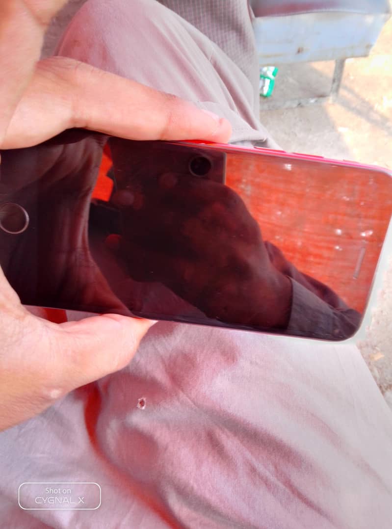 Apple iPhone 8 4