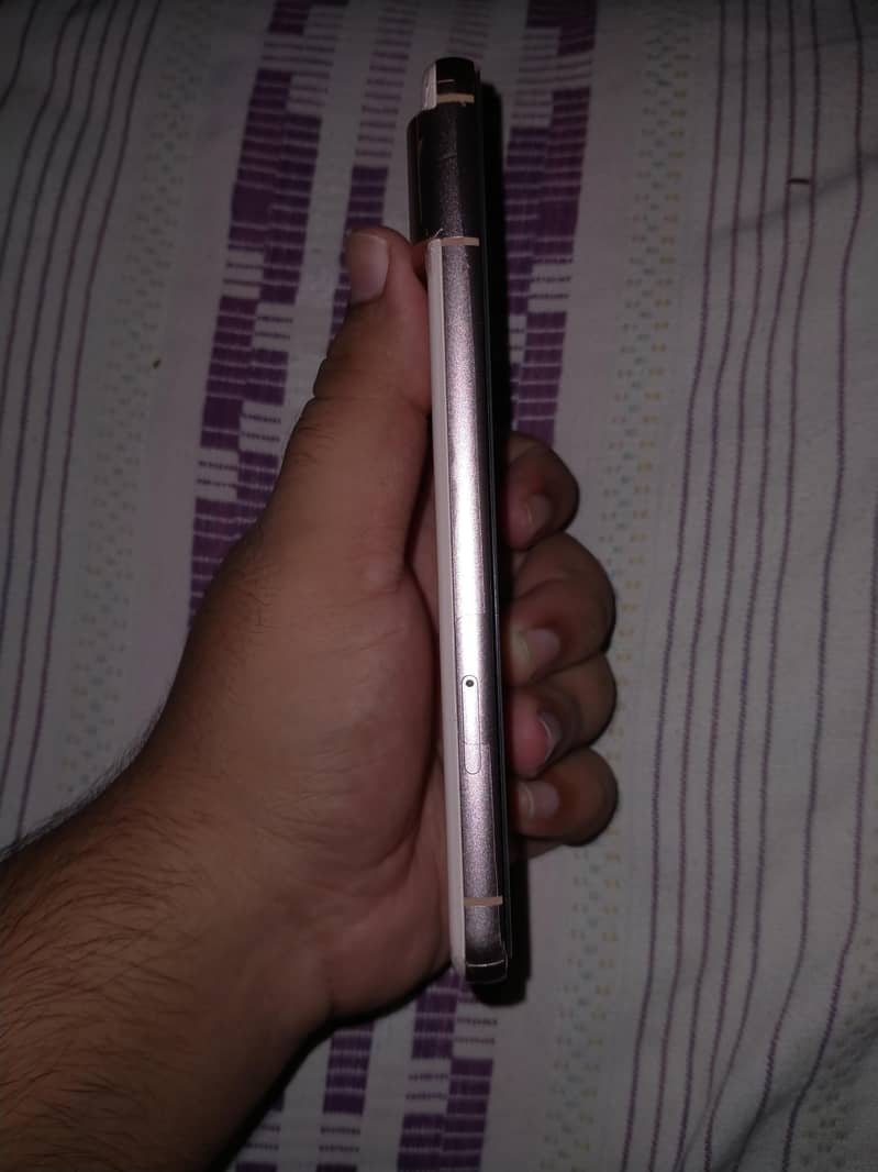 Google Pixel 8 1