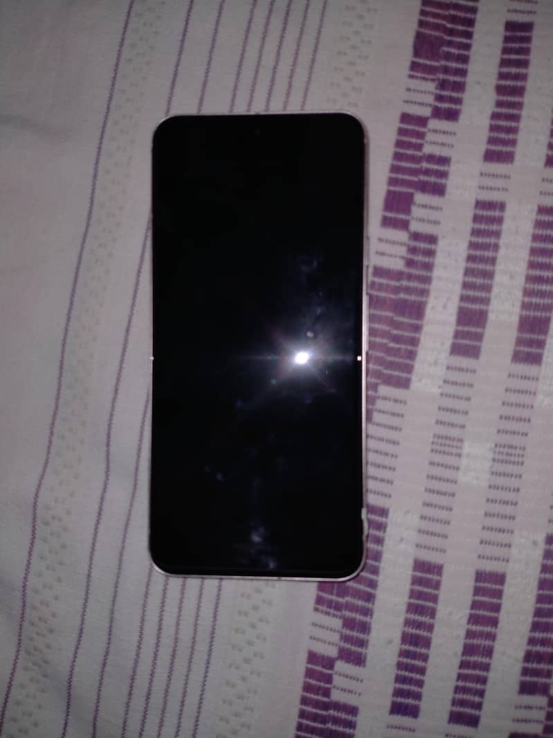 Google Pixel 8 4