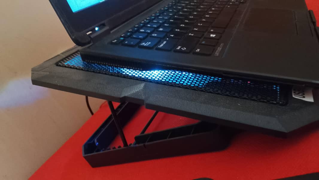 Dell Latitude E7250 3