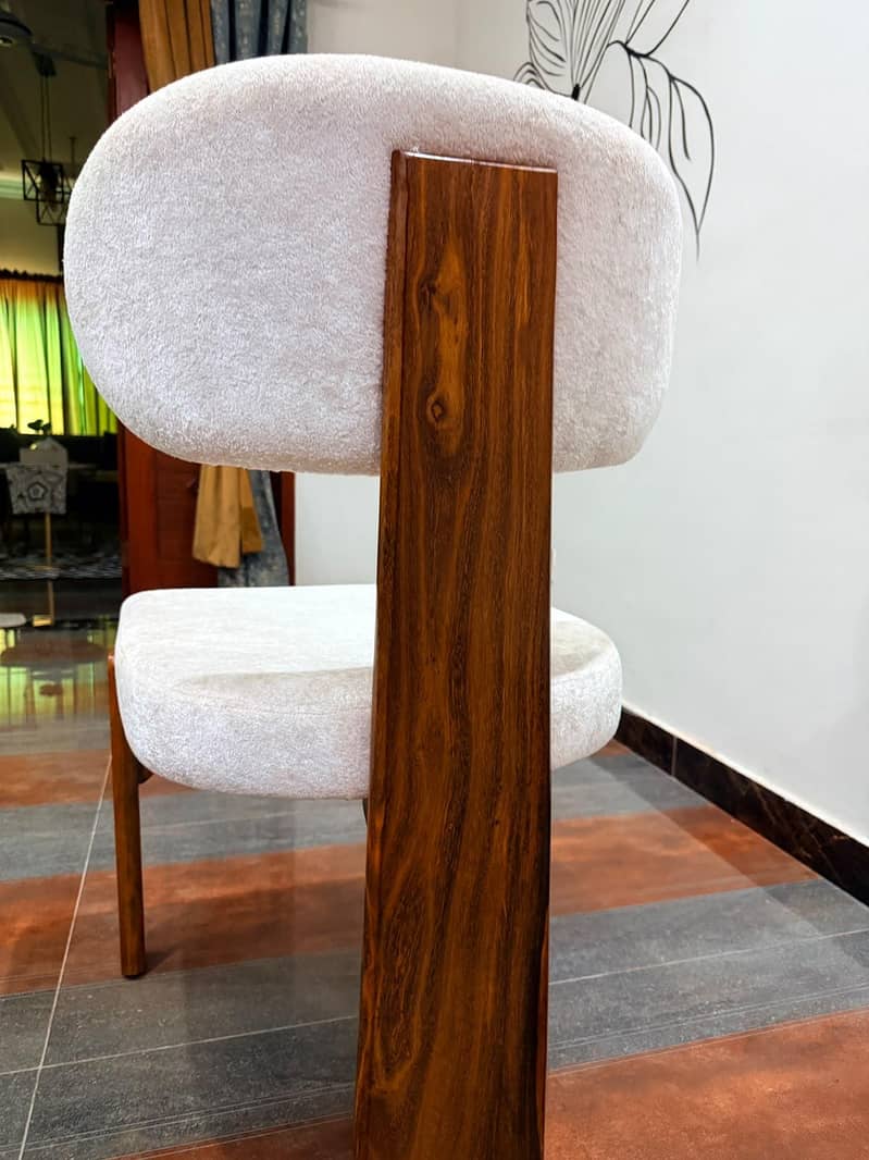 modern style dining table 1