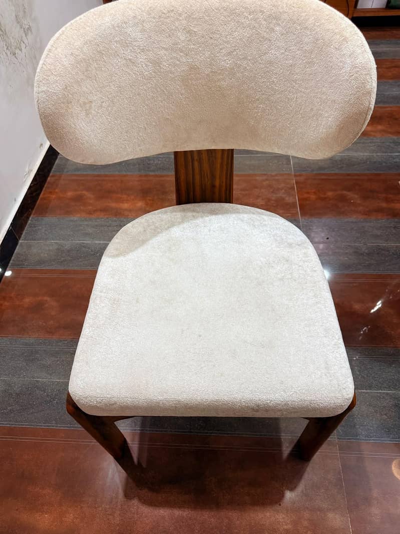 modern style dining table 2