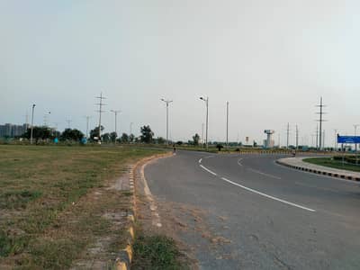 2 Kanal Exceptional Plot for Sale in DHA Phase 7 T Block Lahore | Main Road Back | Prime Location