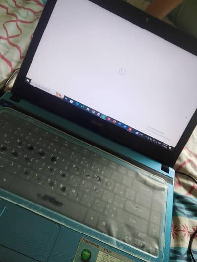 Acer laptop 4752