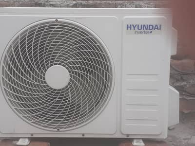 hyundai Split ac 1.5 ton white color /PRICE 170,000