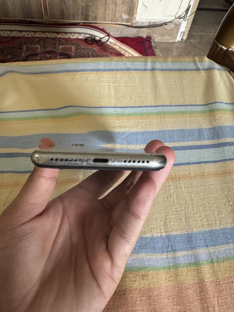 Apple iPhone X 1
