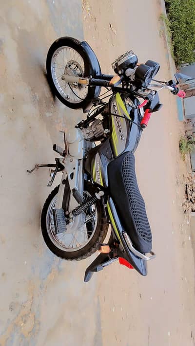 honda 125 deluxe