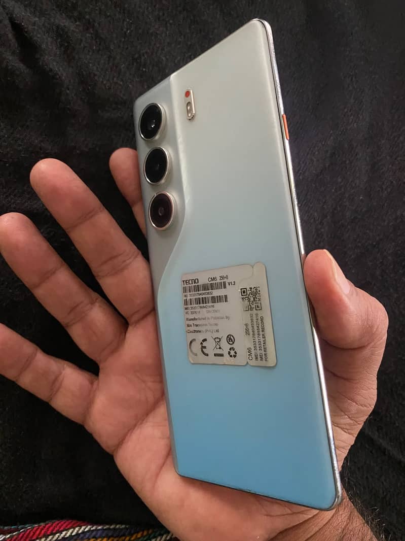 Tecno CAMON 40 Pro 3