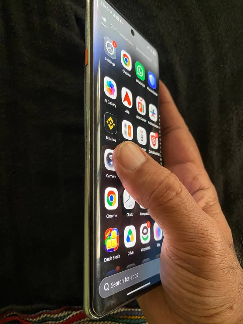 Tecno CAMON 40 Pro 4