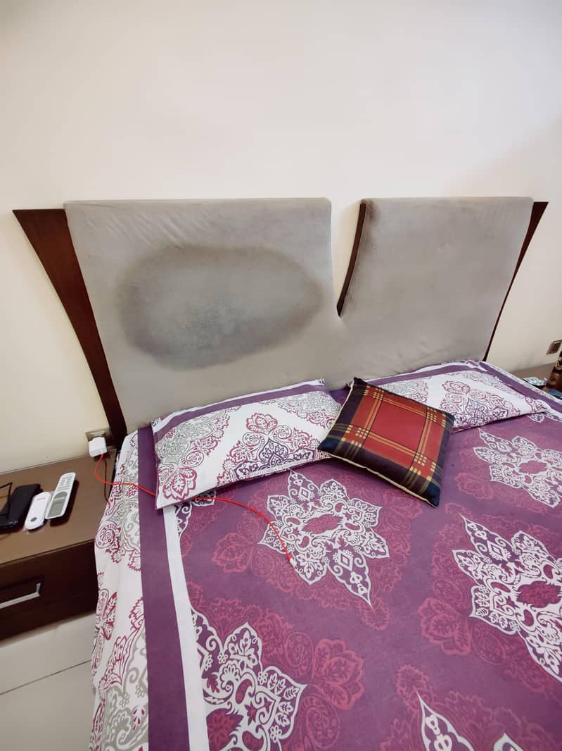 Bed Room Set 7