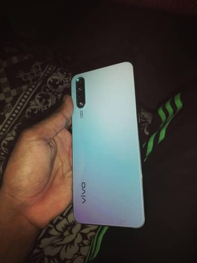 Vivo S1