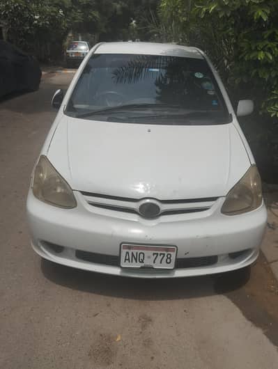 Toyota Platz 2007