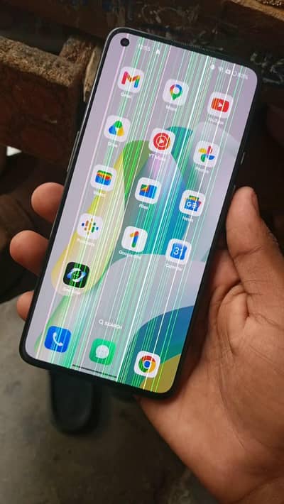 One Plus 9 5g all ok he panel me lines hen no open no repair bas lines