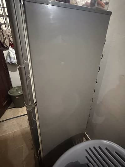 Pel refrigerator medium size