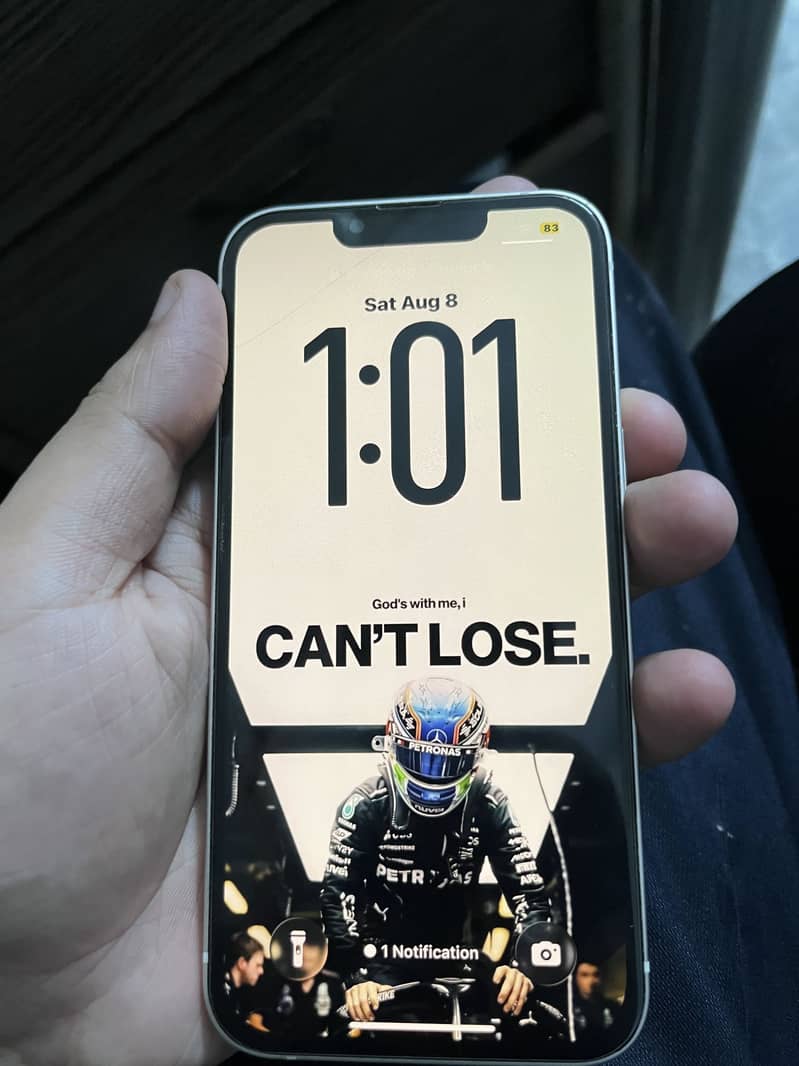 Apple iPhone 13 4