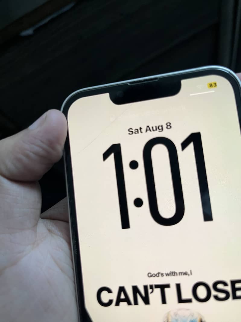 Apple iPhone 13 5