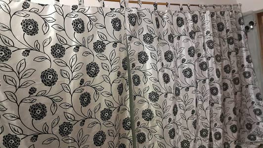 3_ piece Elegent curtain brand new