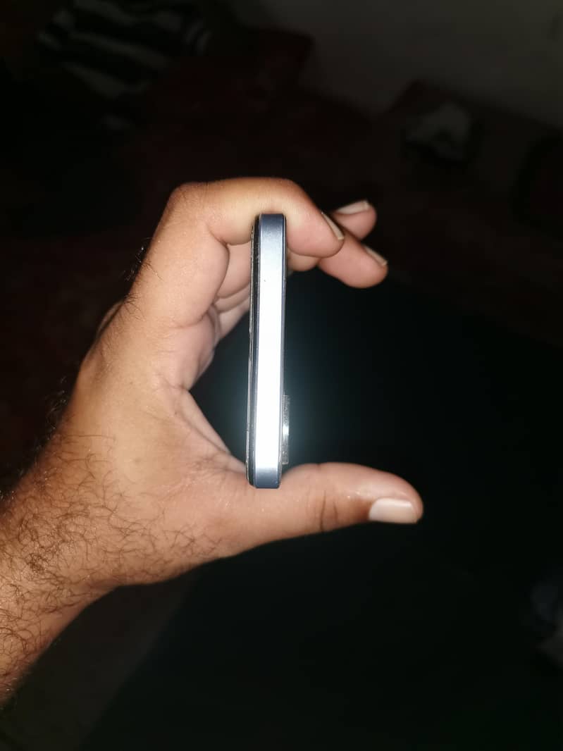 Realme Note 60 1