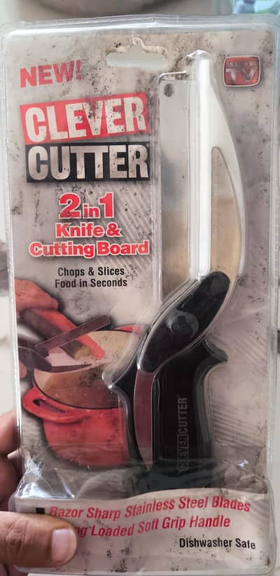 knife & cutting board