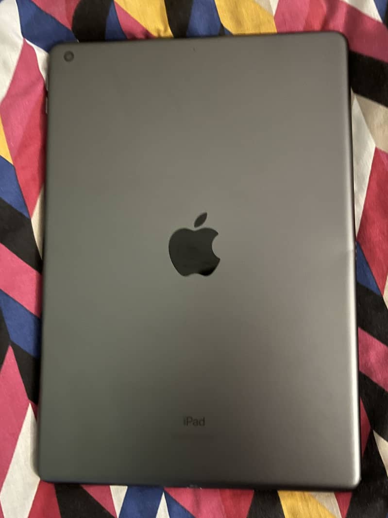 iPad 9th generation 64gb 4