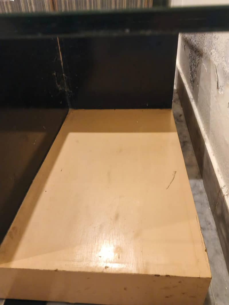 Center Table 3