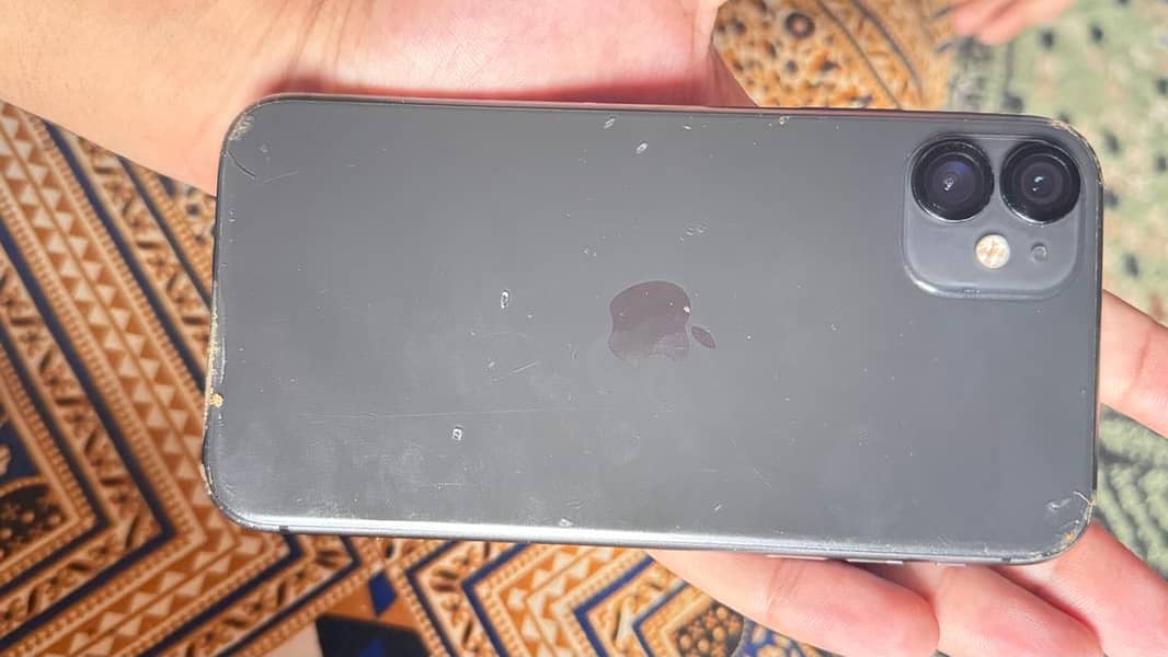 Apple iPhone 11 6