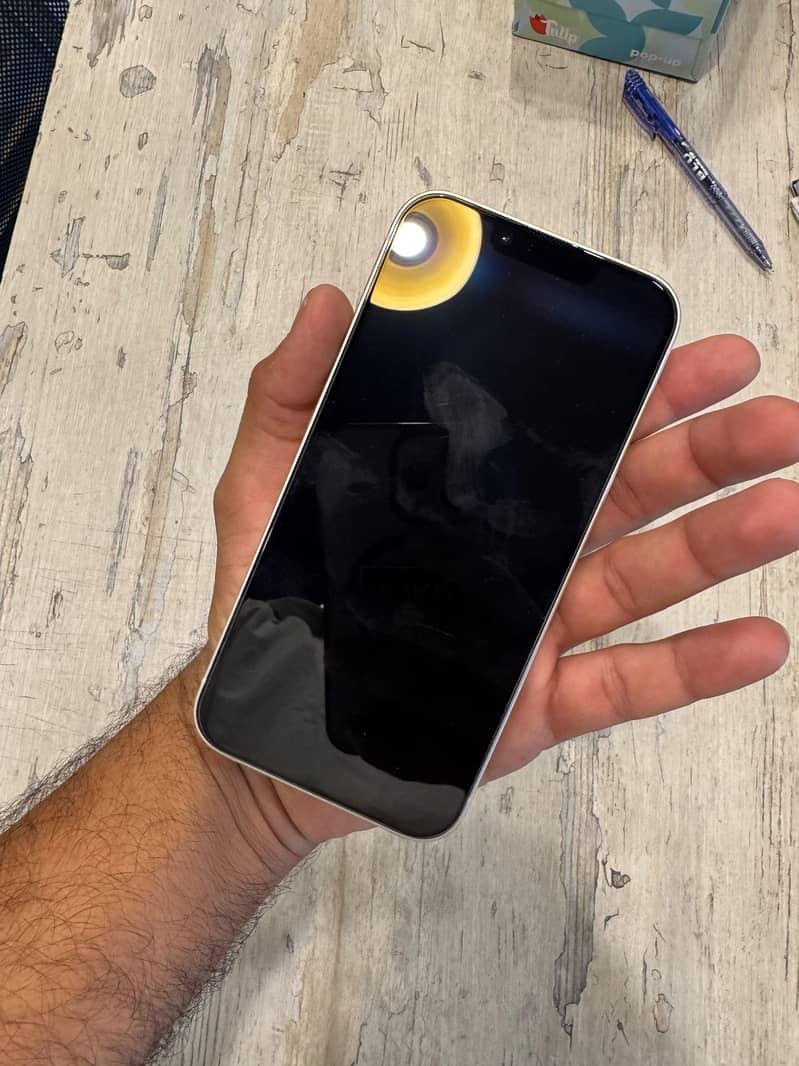 Apple iPhone 14 1