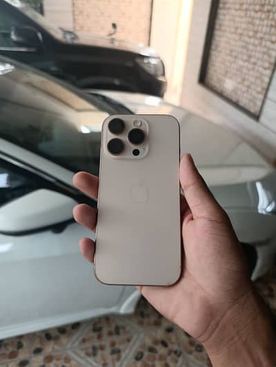 Apple iPhone 16 Pro