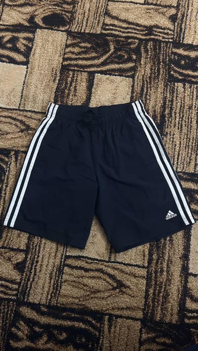 Addidas Original Shorts | Medium size