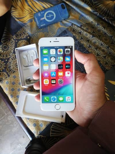 IPhone 6 Pta Approved 64GB Complete Box
