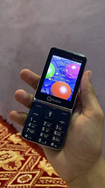QMobile Power 700