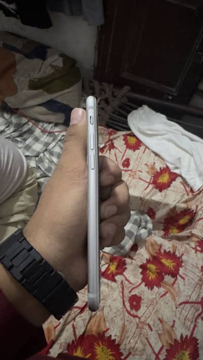 Apple iPhone 6