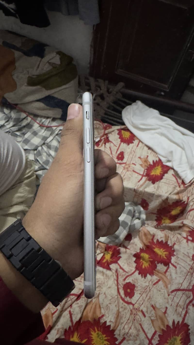 Apple iPhone 6 0