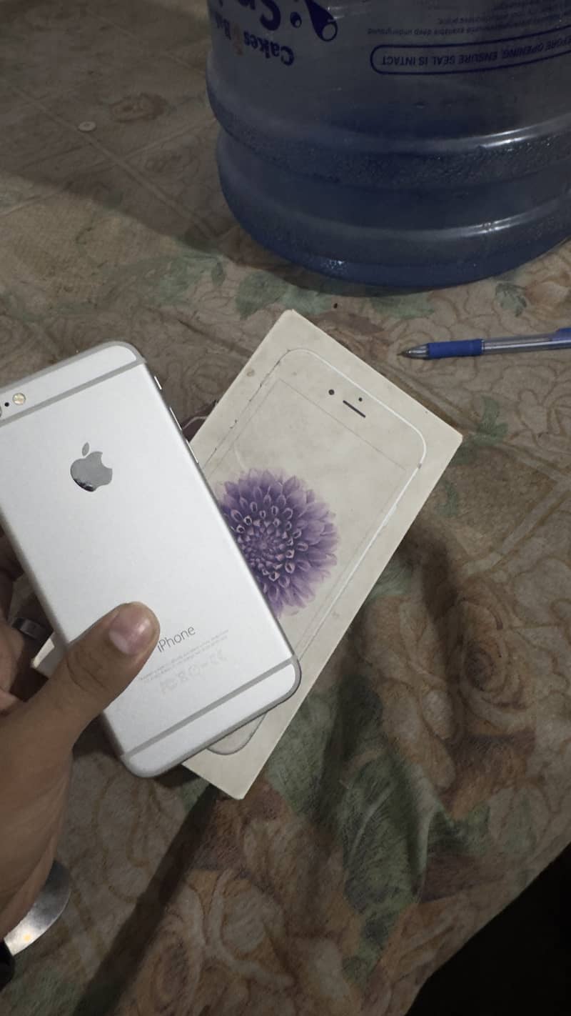 Apple iPhone 6 2
