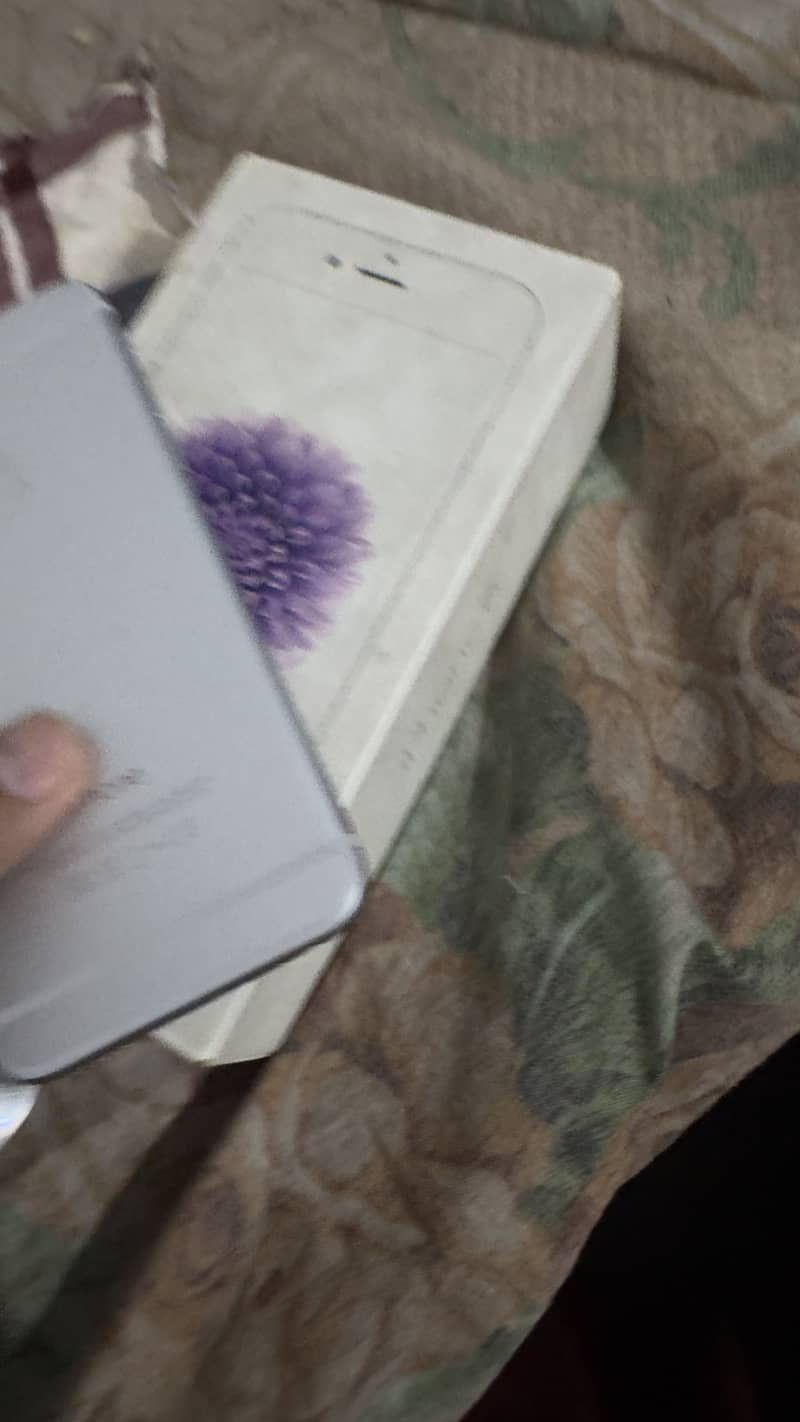 Apple iPhone 6 4