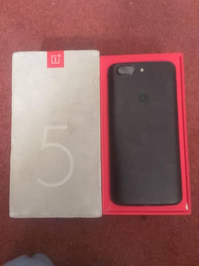 One Plus 5T
