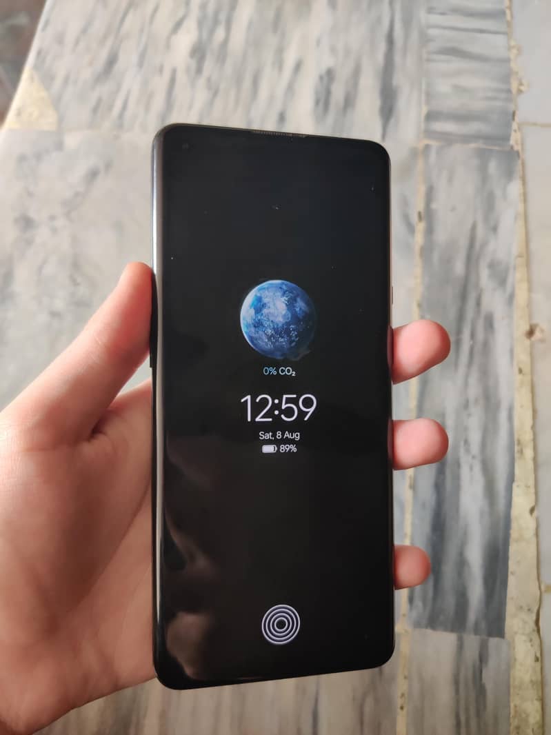 One Plus 9 Pro 6