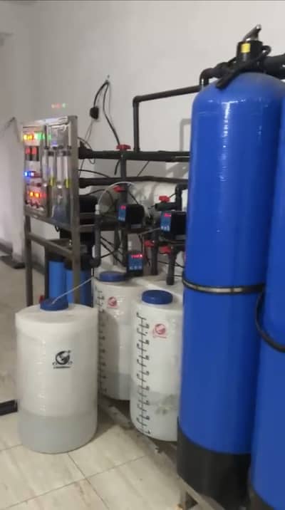 Water Auto Filling Machine and Pet Making Machine