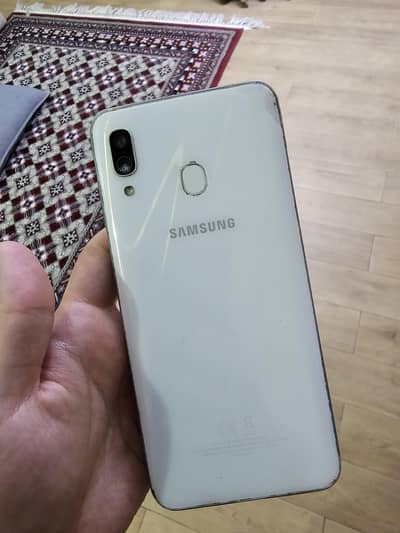 Samsung Mobile A30