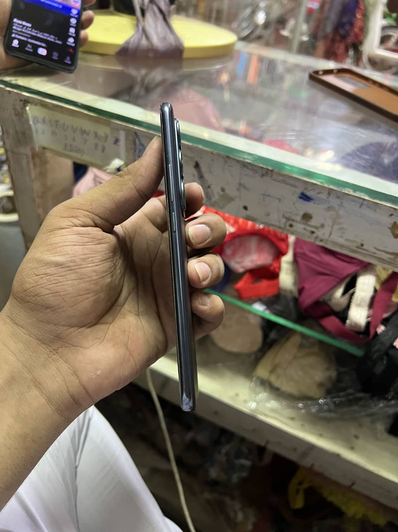 Tecno CAMON 40 Pro 5