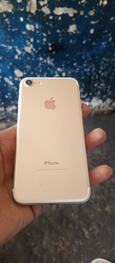 Apple iPhone 7