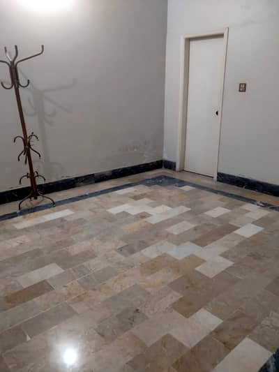 240 Sqyd, 2 Bed DD, Gulistan e Jauhar Block 15 Portion Available for Rent