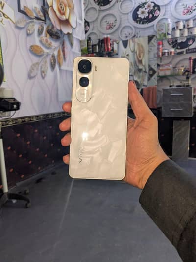 Vivo Y400