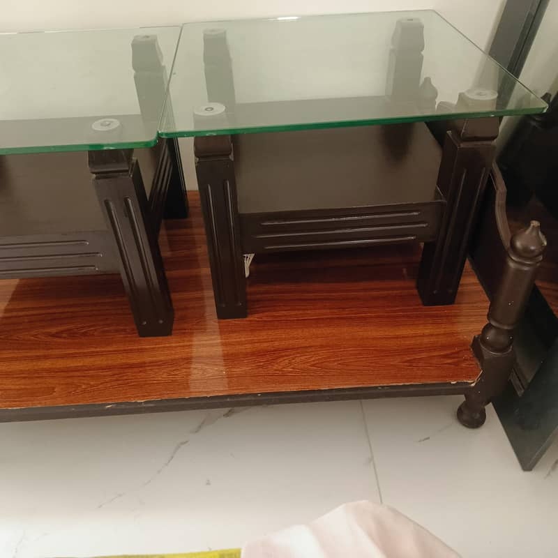 Tables, 3 Sets. 1