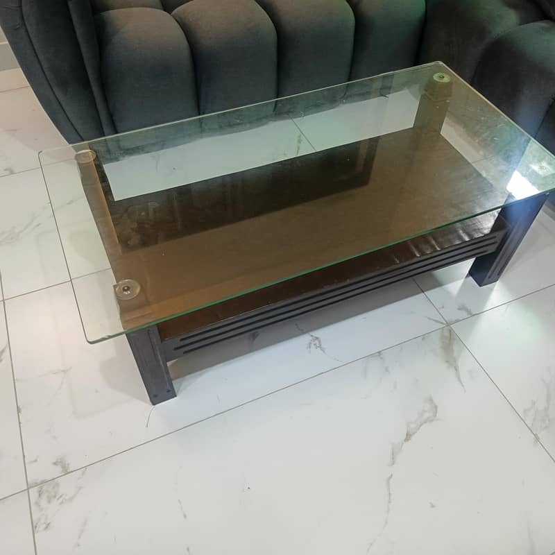 Tables, 3 Sets. 7