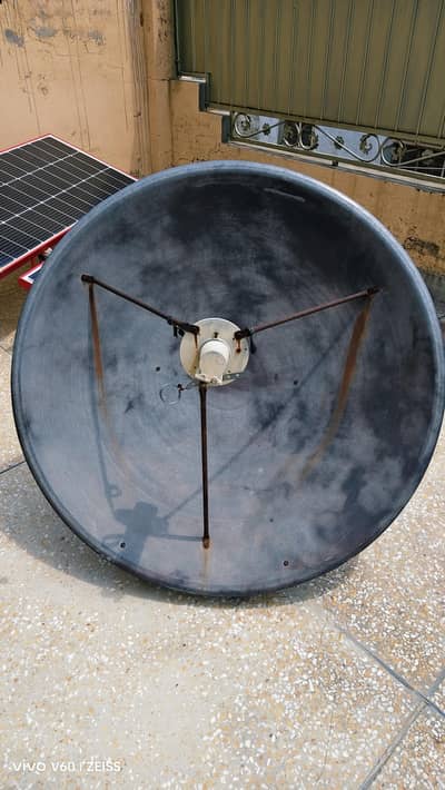 Dish  Antenna with LNB & cable